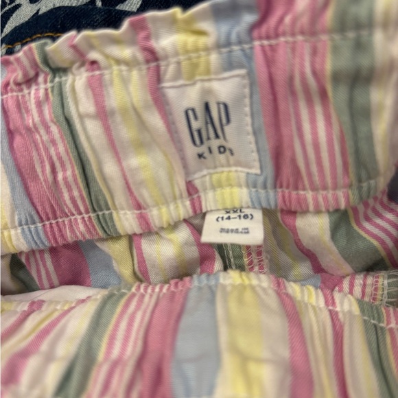 Girl Youth Shorts Bundle Size Medium (10-14) - Picture 8 of 9